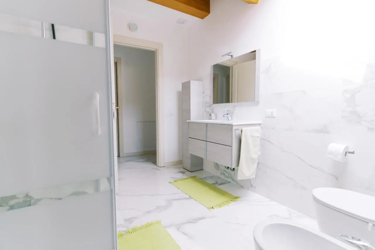 Casa King 2 Apartment Como